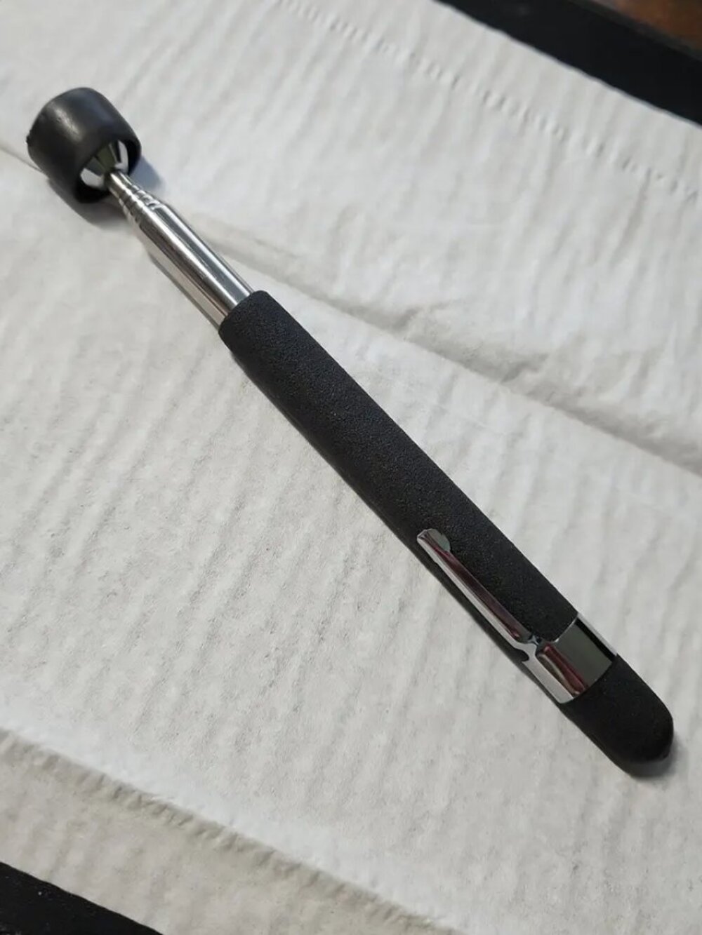 NEW Black Telescoping Magnetic Picks up & Lifts Retrieval Tool Magnet up to 5lb